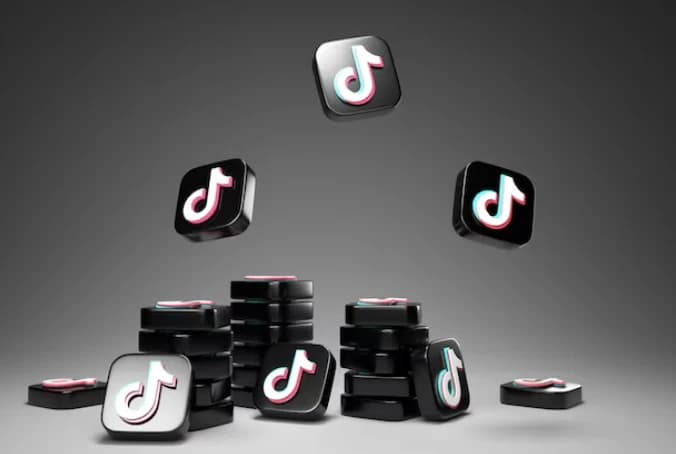 TikTok fan growth method in 2025: How to increase account weight by buying fans and likes